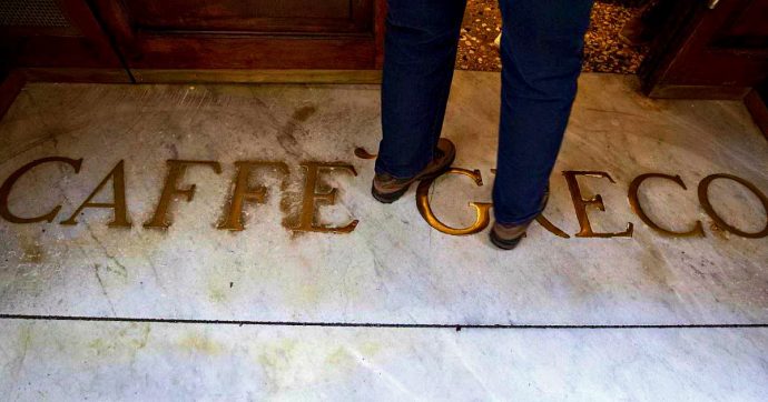 Roma, sfratto rinviato per lo storico Caffè Greco. Ministero alavoro per evitare  chiusura