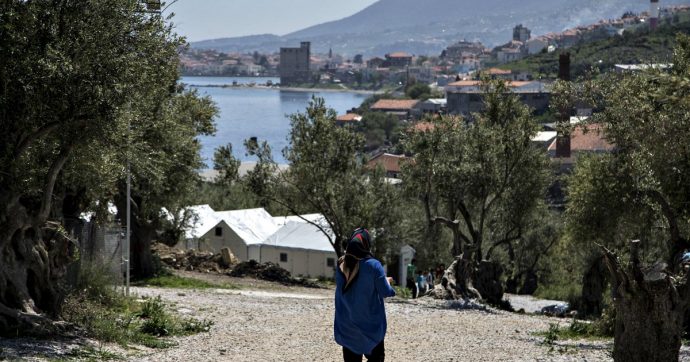 Grecia, barca di migranti si scontra con nave della Guardia Costiera al largo di Kos: morto bimbo di tre anni. Tre persone disperse