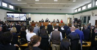 Copertina di Mondo di mezzo, come chiamare un potere criminale che ricatta lo Stato?