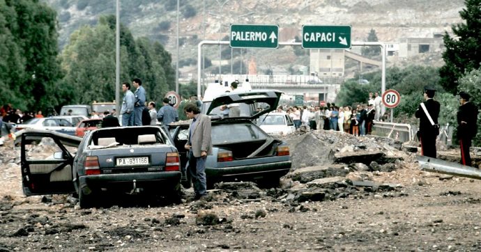 Il pentito Riggio: “Un ex poliziotto posizionò l’esplosivo  per Falcone”