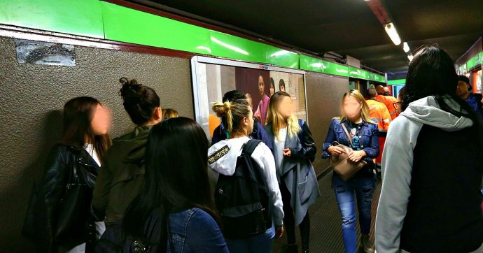 Milano, spray al peperonicino alla stazione della metropolitana di Cimiano: disturbi respiratori per 10 passeggeri. Si cerca l’autore