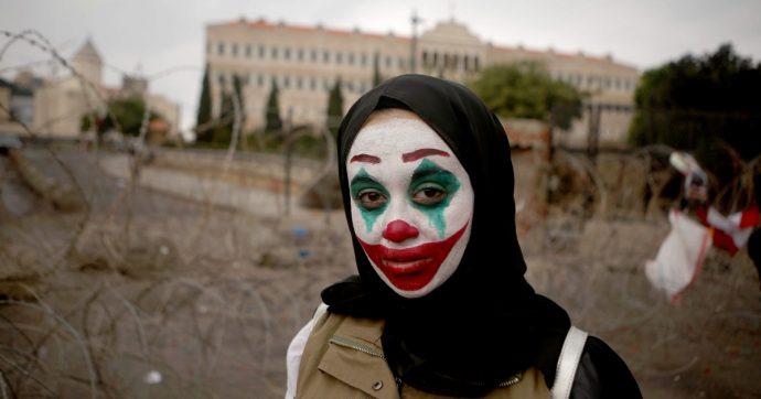 Beirut, rivoluzione disco. “Balleremo in piazza contro i ladri al governo”