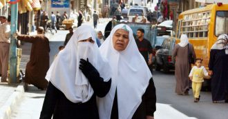 Migranti siriani in Grecia, oggi come ieri ce ne laviamo le mani