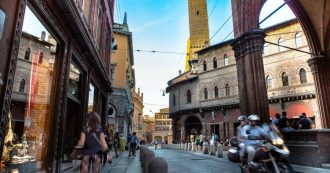 Emilia Romagna, da Bologna tre storie di ‘plastica’. Quando la realtà è più strana della finzione