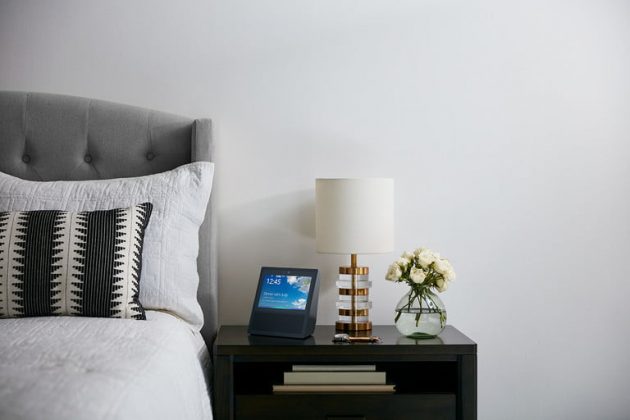 Alexa simula l'alba in camera da letto per svegliare gli utenti Echo in  modo naturale - Il Fatto Quotidiano