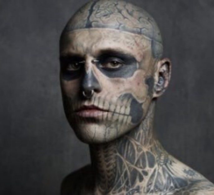 Rick Genest, lo “Zombie Boy” lanciato da Lady Gaga non si è suicidato: “È stata morte accidentale”