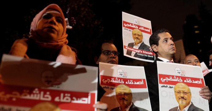 WhatsApp arma da spia: così i governi ti ascoltano