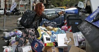 Copertina di Rifiuti, tutti parlano di economia circolare. Ma poi buona parte del riciclo avviene solo su carta