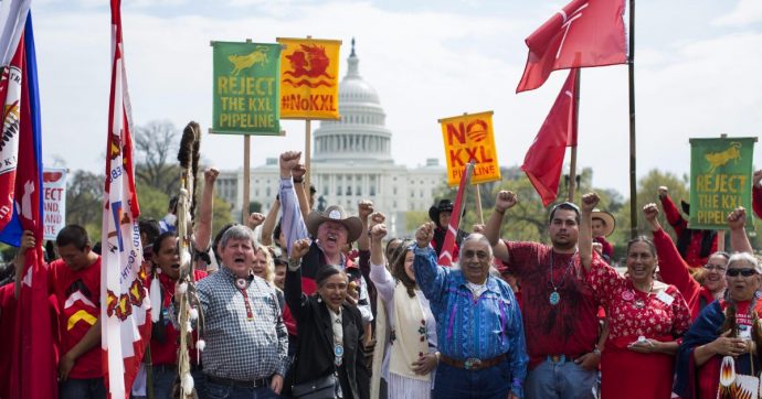 Le Black Hills dei Sioux ora sono nere di petrolio