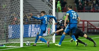 Copertina di Lokomotiv Juventus 1-2, bianconeri agli ottavi di Champions grazie al gol di Douglas Costa all’ultimo minuto