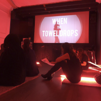 When the Towel Drops, Vol 1 | Italy, Radha May (Elisa Giardina Papa, Nupur Mathur, Bathsheba Okwenje), 2015-2019.  
Documentazione della performance, UnionDocs, Brooklyn, NY, 2018.
Per gentile concessione delle artiste.
