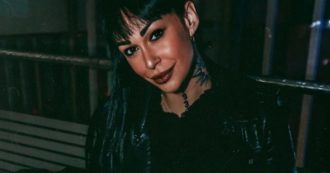 Copertina di Valentina Dallari diserta una serata da dj in Abruzzo. Il proprietario del locale: “Ha rubato i soldi ed è scappata”. Lei: “Situazione greve, io non lavoro così”