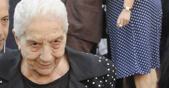 Copertina di Maria Pia Fanfani, morta a 97 anni la vedova di Amintore: dai partigiani alla Croce Rossa, una vita dedicata all’impegno civile e umanitario