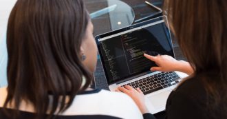 Copertina di L’innovazione digitale non ha sesso. Ma purtroppo il gender gap in Italia è ancora forte