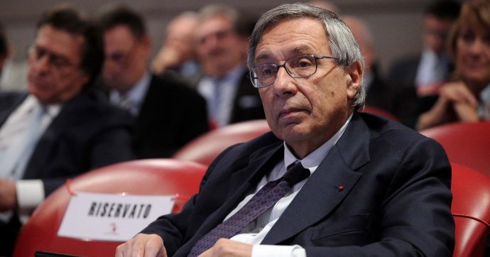 La carica dei boiardi per soccorrere Tim con i soldi della Cdp