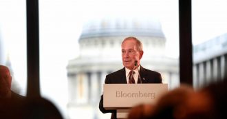 Copertina di Bloomberg sfida Trump Casa Bianca, la politica è un affare da miliardari