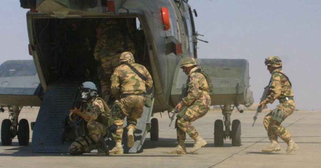 Iraq, Guerini: “I cinque militari feriti saranno trasferiti nell’ospedale militare di Ramstein, in Germania. Sono in condizioni stabili”