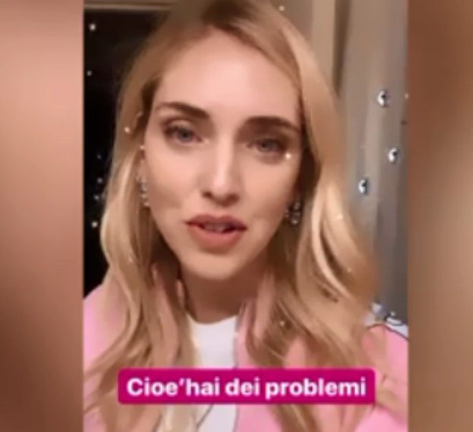 Chiara Ferragni: “Un uomo mi ha fotografato mentre dormivo in aereo e poi è scappato in bagno. Una cosa da Psyco”