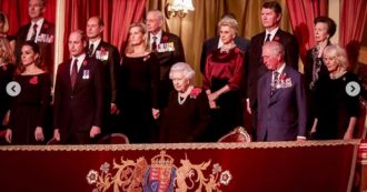 Copertina di “William e Kate hanno tagliato Harry e Meghan dalla foto ufficiale”