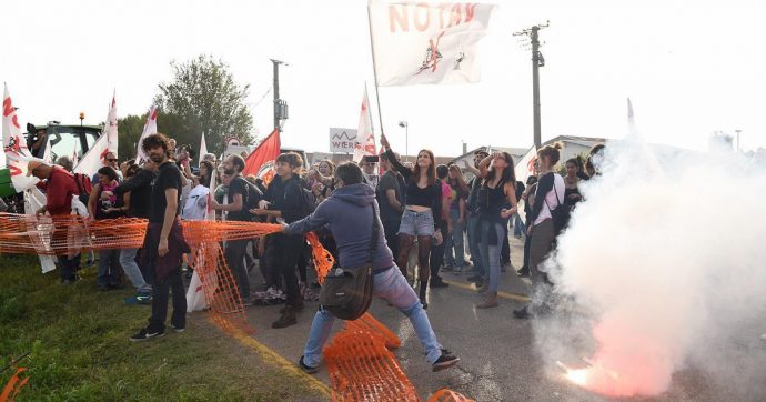 È la Giustizia dei potenti che colpisce il dissenso