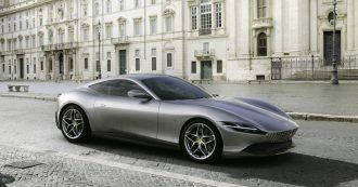 Copertina di Ferrari Roma, debutta il nuovo coupé del Cavallino. E la Dolce Vita diventa Rossa – FOTO e VIDEO