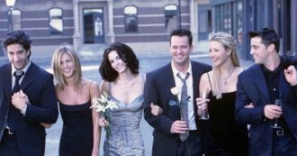 Copertina di Friends, questa volta la reunion si fa davvero: c’è l’ok di tutti i protagonisti. Trattative aperte con il canale Hbo Max