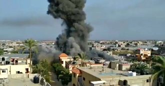 Copertina di Gaza, pioggia di razzi da Israele sulla Striscia: la raffica di esplosioni sulle case