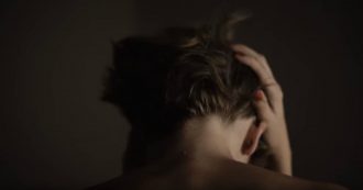 Copertina di Musica, il nuovo album dei Management è una ricerca intima (ma anche social) del duo hard-pop