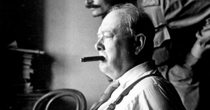 Copertina di Da Mussolini a Churchill, i veri drogati fanno la storia