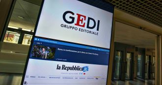 Copertina di Gruppo Gedi, la Cir dei De Benedetti vende la quota di controllo alla Exor degli Agnelli: operazione da 102,4 milioni