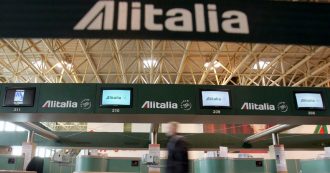Copertina di Crac Alitalia, verifiche dei pm sulle nomine dei commissari