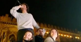 Copertina di Il fish-mob ora va in tour: “Suoniamo la sveglia”