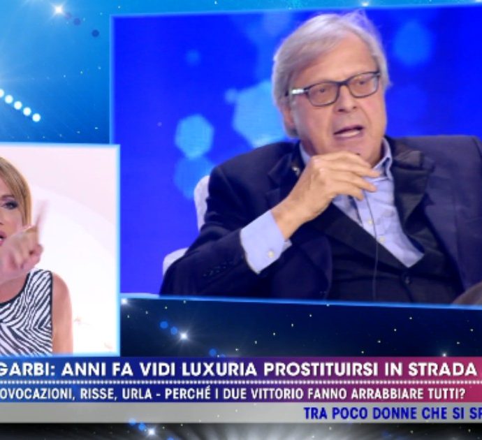 Live non è la D’Urso, Vittorio Sgarbi sbotta contro Vladimir Luxuria: “Tu eri una prostituta! Hai il c***o! Eri o no un uomo?”