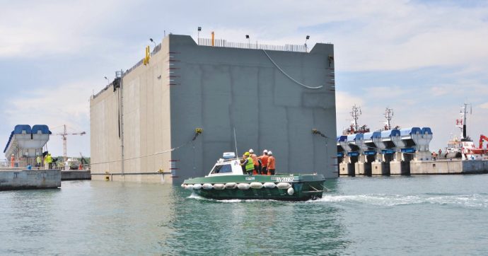 Sul Mose pende una scure da mezzo miliardo di euro