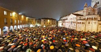 Sardine, dopo il successo di Bologna e Modena il movimento cresce: migliaia di adesioni da Milano a Genova, da Firenze alla Puglia