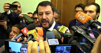 Copertina di Salvini: “La querela di Ilaria Cucchi? La droga fa male”. Il giornalista lo incalza: “Le due cose non c’entrano”. E il leader della Lega reagisce così