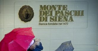 Copertina di Monte dei Paschi, pronto il decreto di Gualtieri per privatizzarla. Ruocco (M5s): “Sarebbe una svendita”. E propone bad bank nazionale