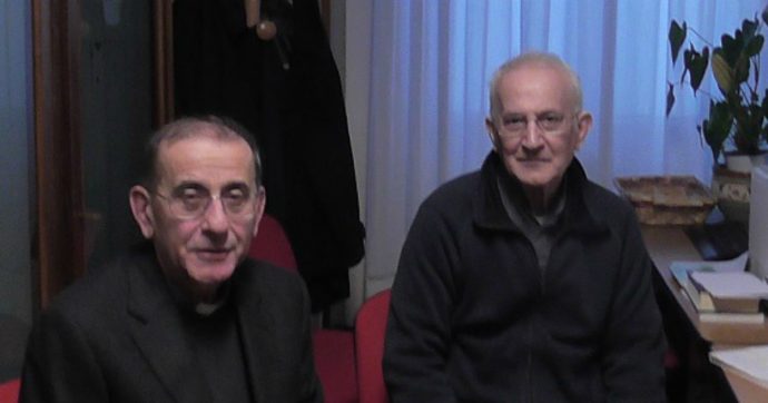 Don Giorgio De Capitani, il sacerdote condannato per le frasi anti-Salvini incontra l’arcivescovo di Milano: “Come un miracolo”