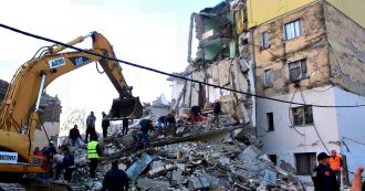 Copertina di Albania, scossa di terremoto 6.5 a Durazzo: almeno 26 morti, 657 feriti. Diversi palazzi crollati, anche due hotel: si scava tra le macerie