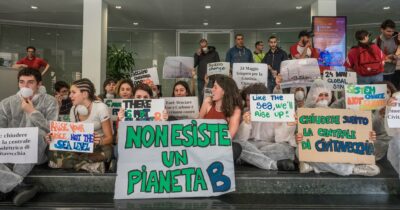 Copertina di Il governo gestisce irresponsabilmente la transizione energetica: serve uno sguardo allarmato
