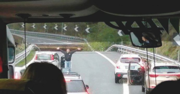 Lo psichiatra: “Esiste una sindrome Morandi”