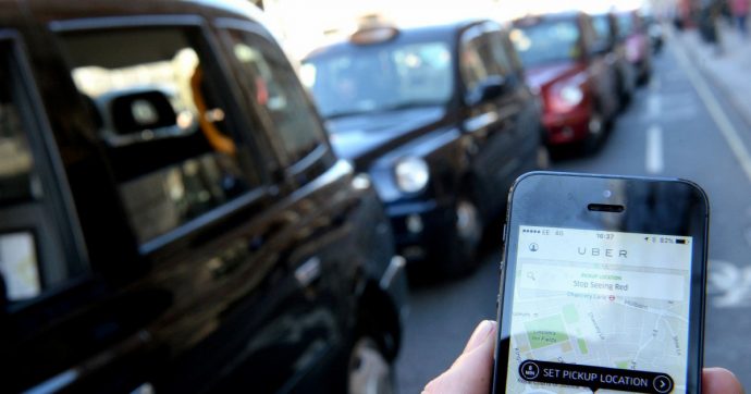 Copertina di Uber perde di nuovo la licenza (a Londra), ma non certo il vizio