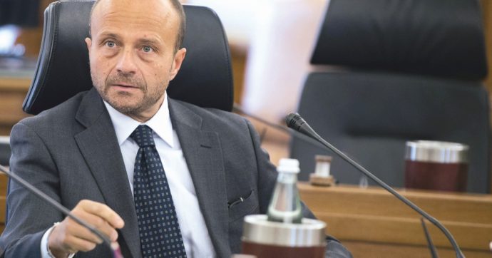 Elezioni Csm, il pm di Napoli Henry John Woodcock si è candidato: “Svincolato da qualsiasi corrente”