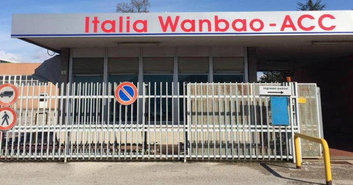 Belluno, i cinesi di Wanbao vogliono chiudere: a casa 290 dipendenti. Effetto collaterale: rischia di bloccarsi anche la vicina Electrolux