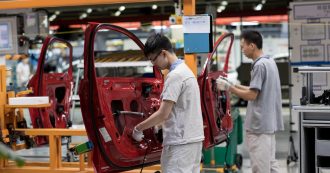 Copertina di Siemens, Volkswagen & C. Affari tra le torture cinesi