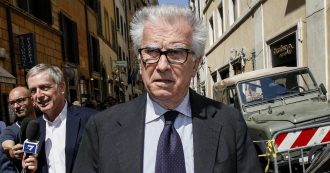 Copertina di “Zanda e Dibba prendono soldi dai giornali”