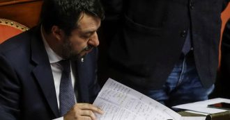 Copertina di Fondo Salva-stati, Salvini replica a Conte in Senato: “Nel governo qualcuno mente. M5s non siano complici”. Poi la Lega lascia l’Aula