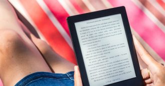 Copertina di Ebook, Amazon ha fatto sapere cosa hanno letto gli italiani in quarantena
