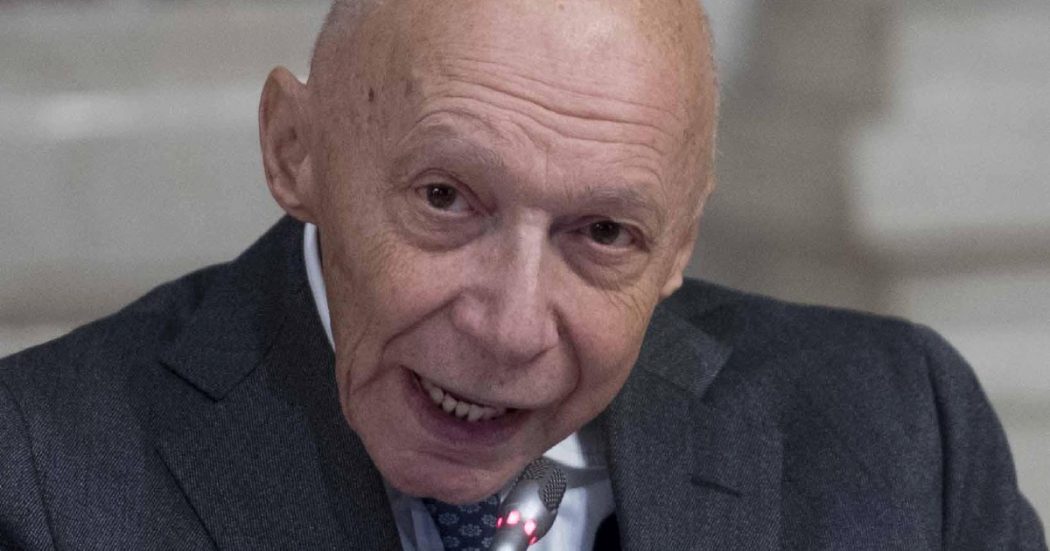 Le Iene: “Conte chiarisca il rapporto con Alpa”. La replica: “Storia vecchia” Le Iene: “Conte chiarisca il rapporto con Alpa”. La replica: “Storia vecchia”