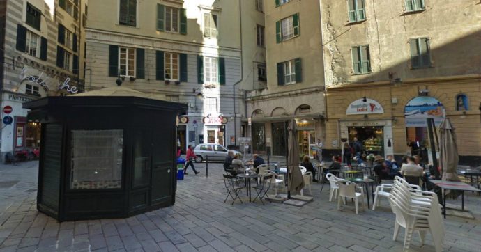 Genova, bimba di tre anni cade dal quinto piano di un palazzo del centro storico e muore